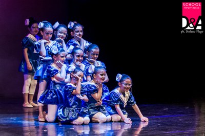  (<a class="download" href="http://176.9.140.102:8082/dearte/boranelcuor2016/presentazione-dem.jpg/at_download/image">Download</a>)