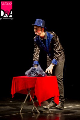  (<a class="download" href="http://176.9.140.102:8082/dearte/giornoalcirco2015/mg-0270.jpg/at_download/image">Download</a>)